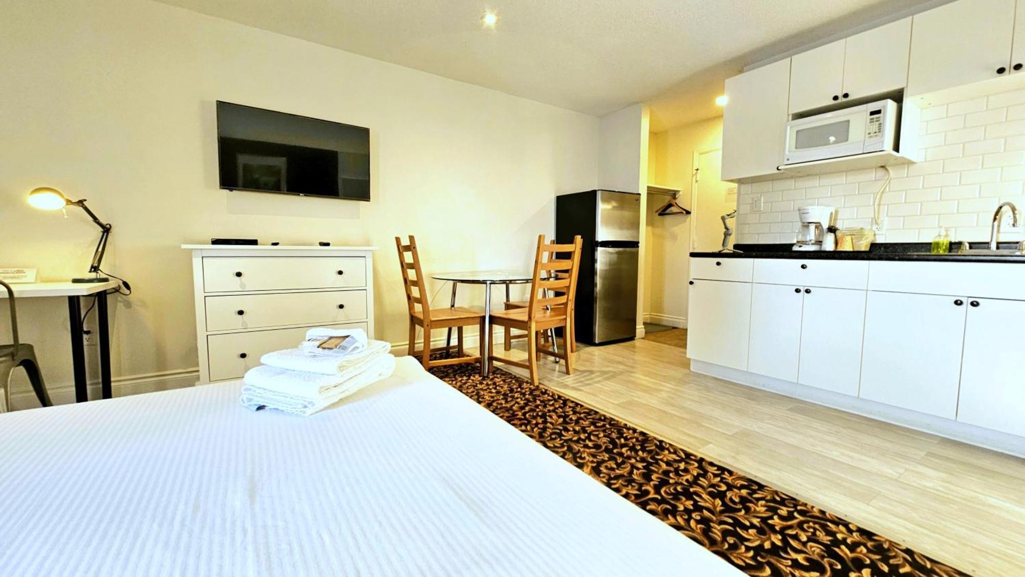 Cloud 9 Inn Whitecourt Ngoại thất bức ảnh