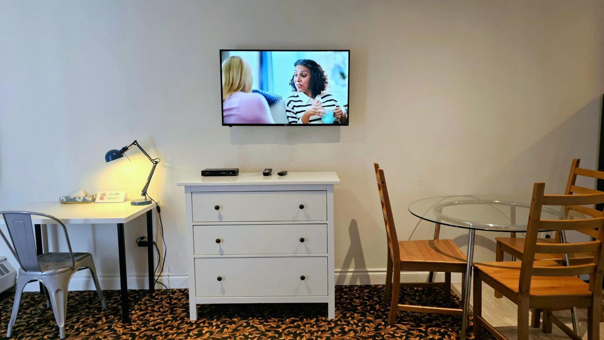 Cloud 9 Inn Whitecourt Ngoại thất bức ảnh