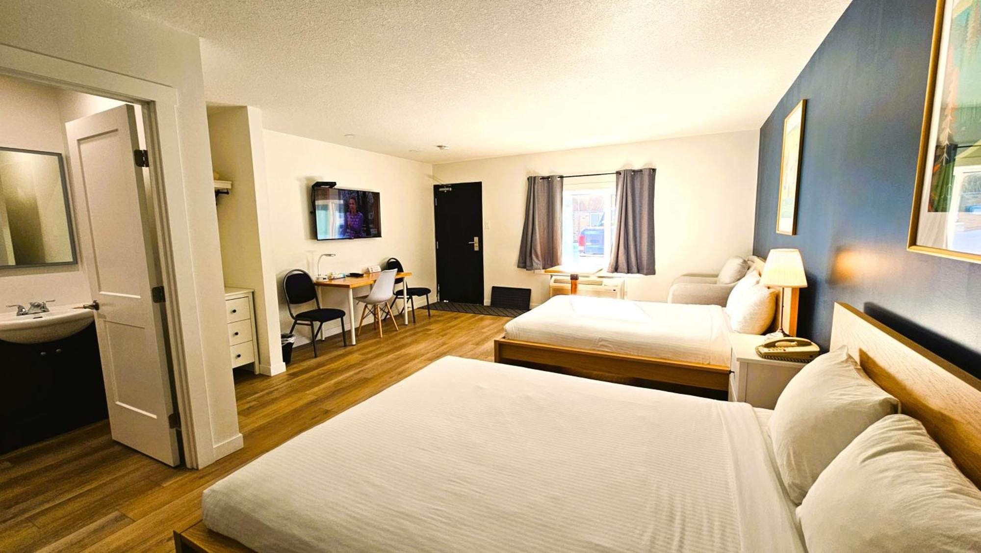 Cloud 9 Inn Whitecourt Ngoại thất bức ảnh